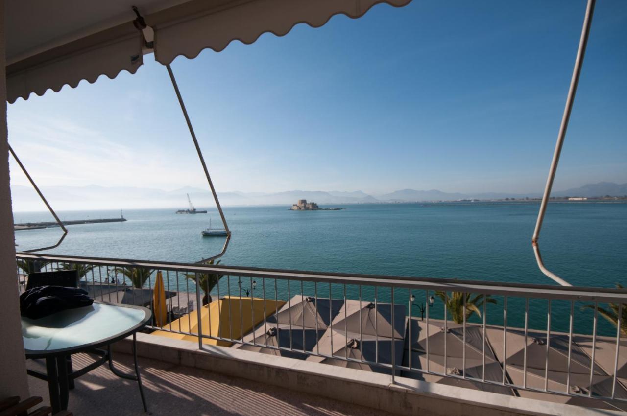 Di Fronte Alla Fortezza Nafplio Ngoại thất bức ảnh